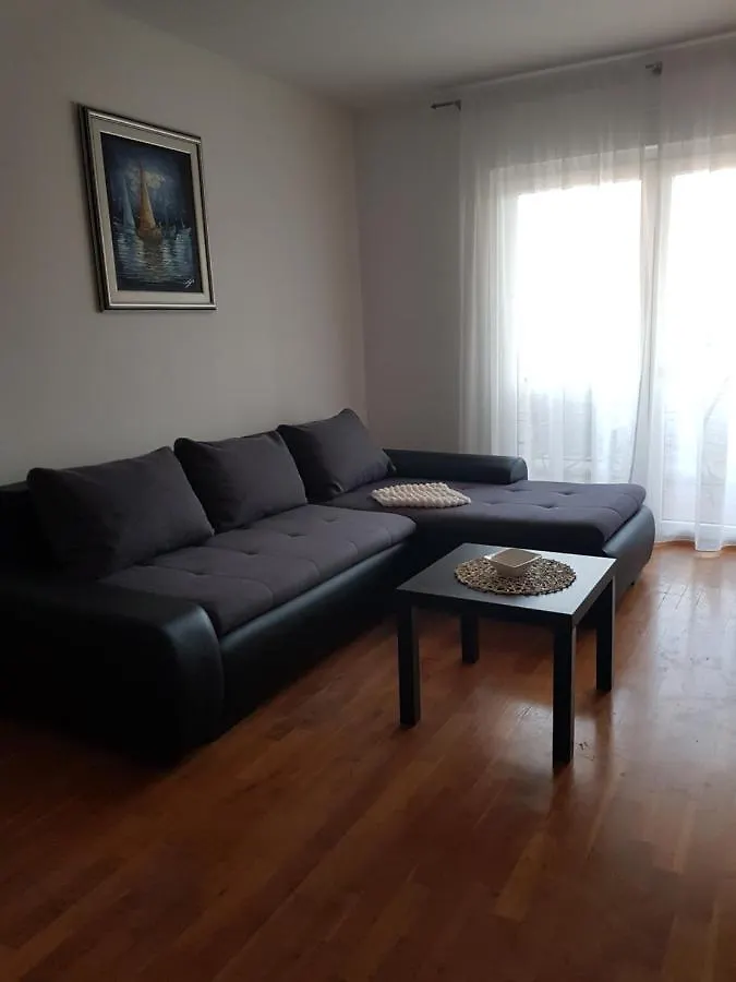 Apartament Apartman Nicol Ližnjan